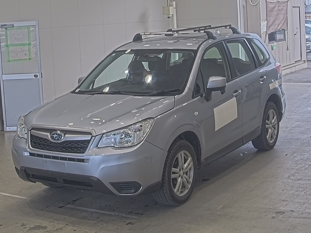 SUBARU FORESTER — фото