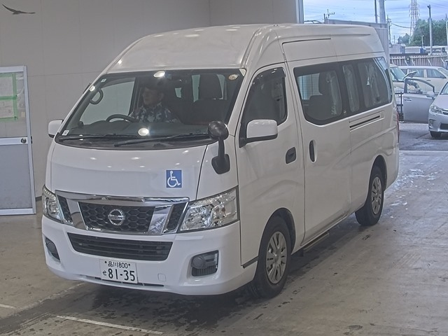 NISSAN CARAVAN — фото