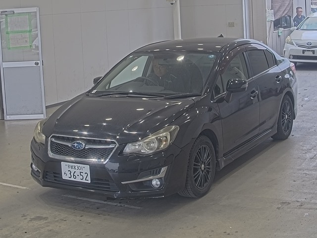 SUBARU IMPREZA — фото
