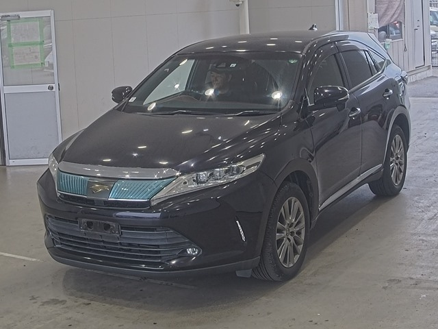 TOYOTA HARRIER — фото
