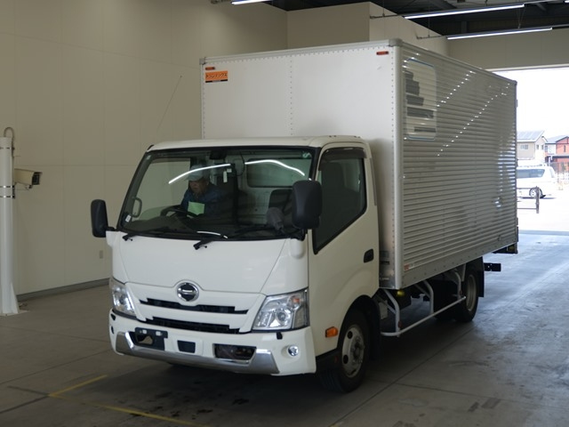 HINO DUTRO — фото