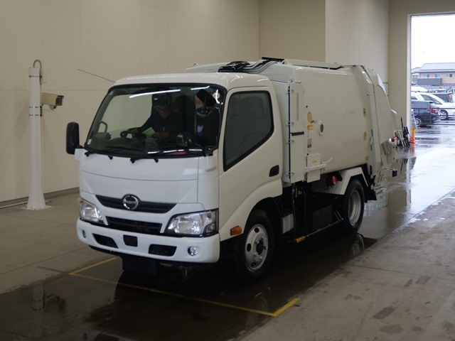 HINO DUTRO — фото