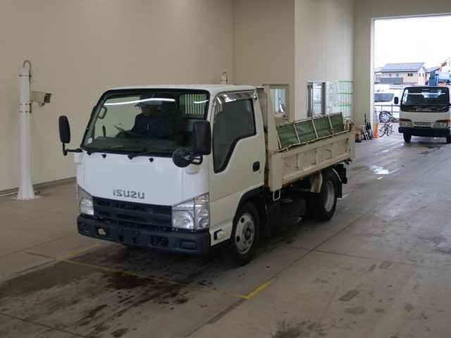 ISUZU ELF — фото