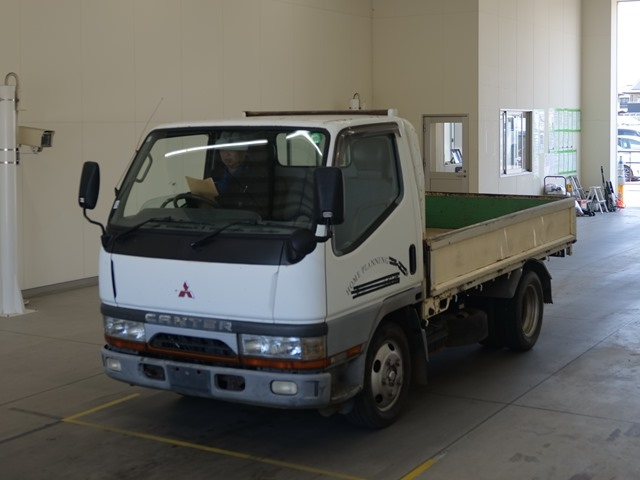 MITSUBISHI CANTER — фото