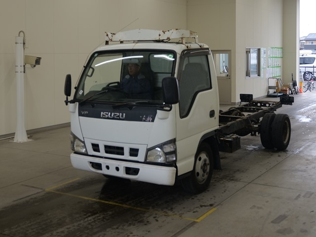 ISUZU ELF — фото