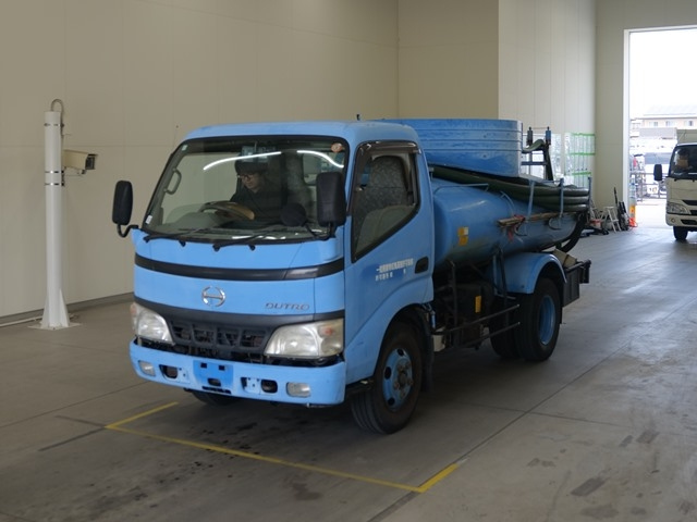 HINO DUTRO — фото