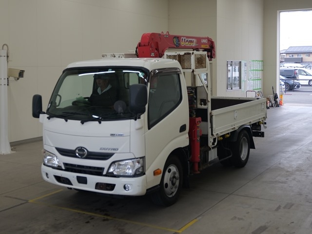 HINO DUTRO — фото