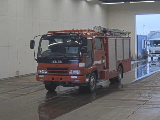 ISUZU FORWARD — фото