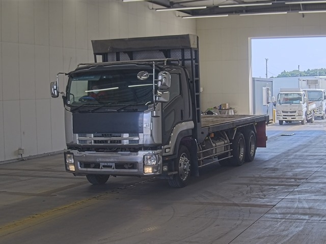ISUZU FORWARD — фото