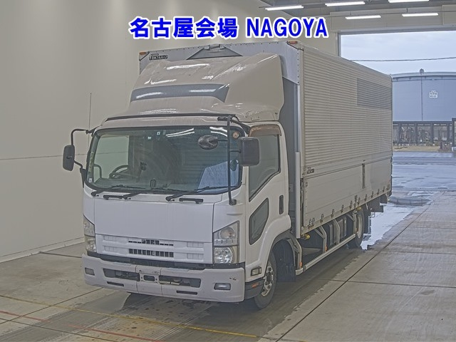 ISUZU FORWARD — фото