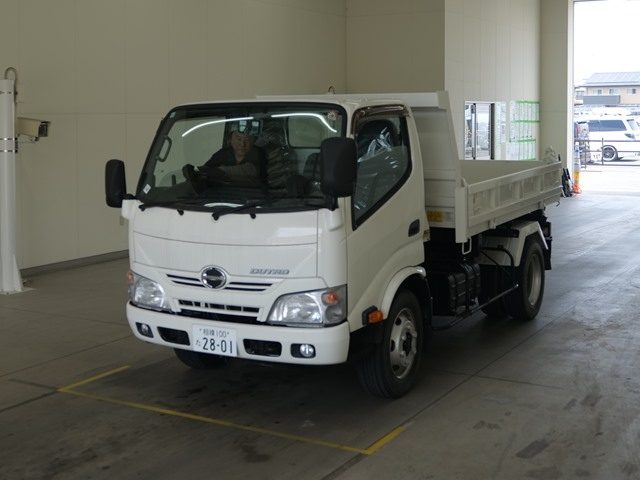 HINO DUTRO — фото