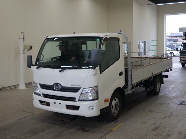 HINO DUTRO — фото