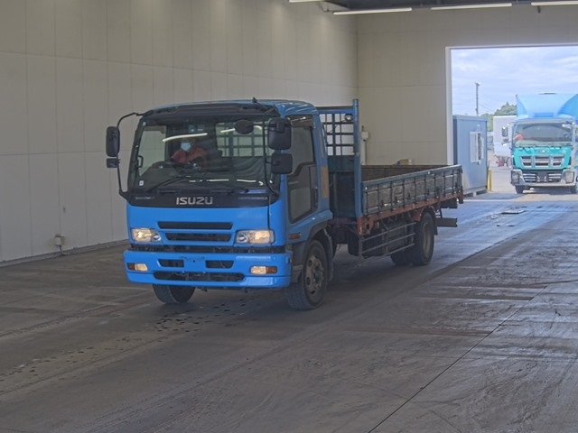ISUZU FORWARD — фото