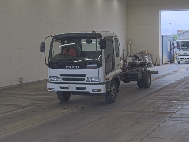 ISUZU FORWARD — фото