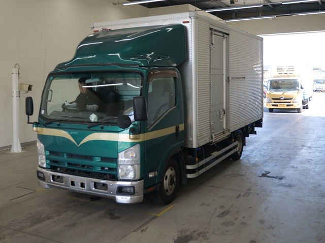 ISUZU ELF — фото