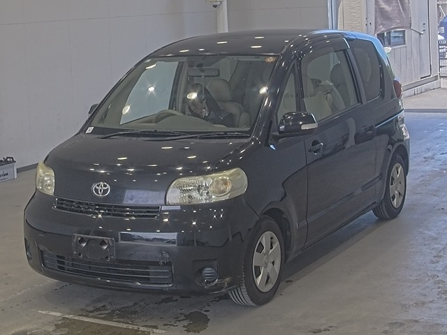 TOYOTA PORTE — фото