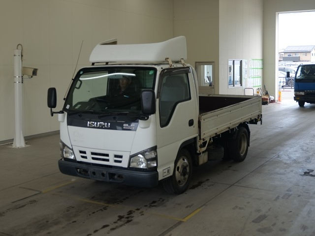 ISUZU ELF — фото