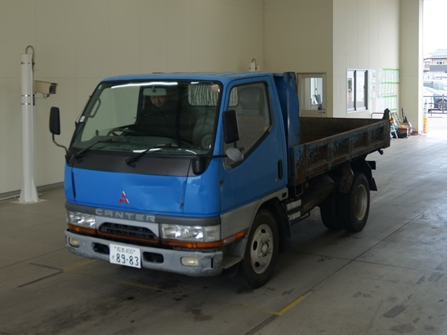 MITSUBISHI CANTER — фото