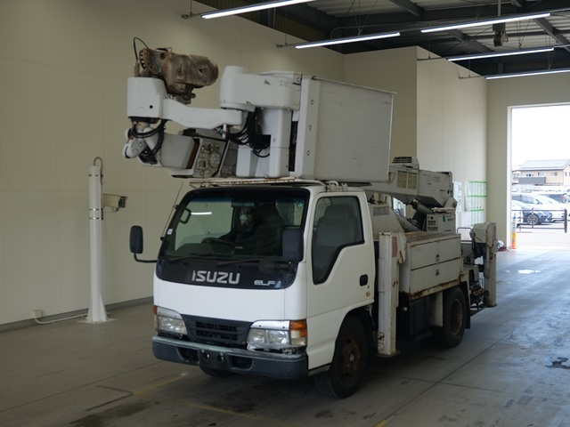 ISUZU ELF — фото