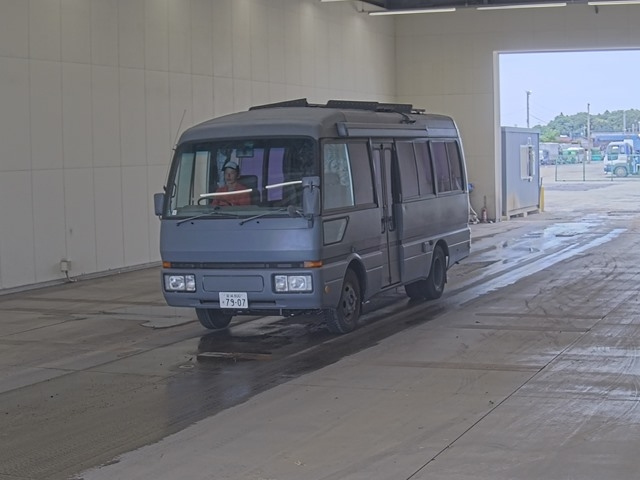 MITSUBISHI ROSA — фото