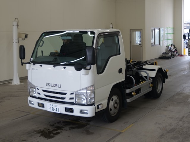 ISUZU ELF — фото