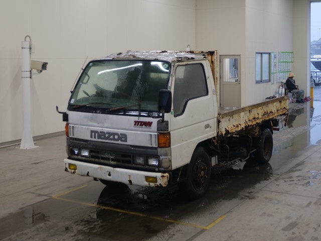 MAZDA TITAN