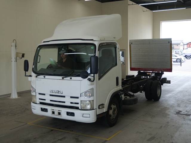 ISUZU ELF — фото