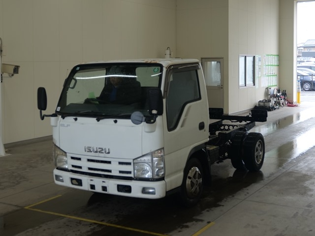 ISUZU ELF — фото