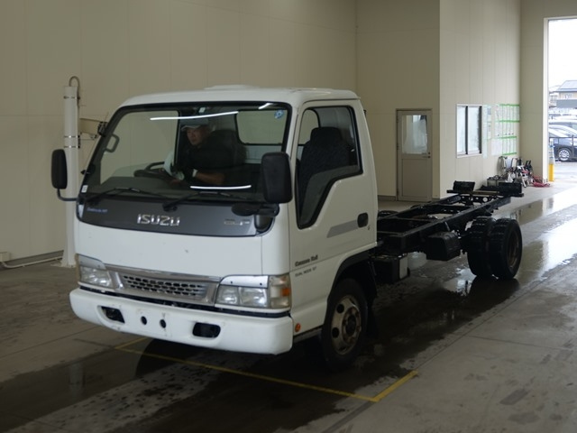 ISUZU ELF — фото