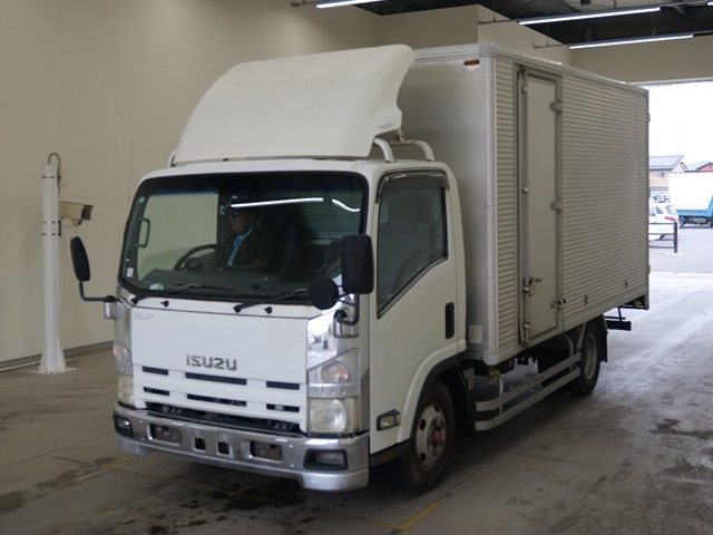 ISUZU ELF — фото