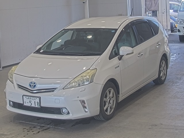 TOYOTA PRIUS — фото
