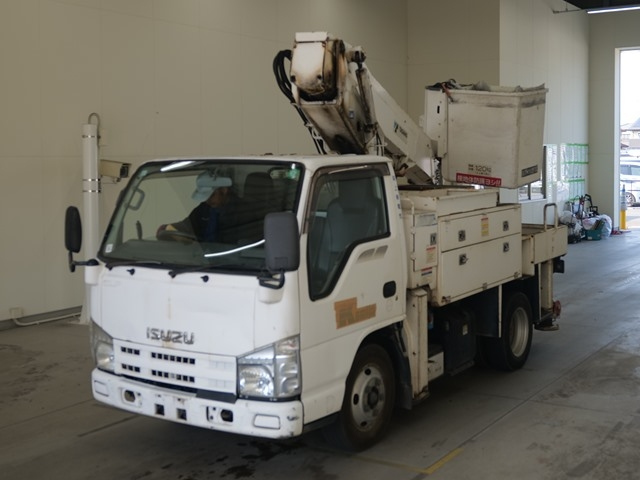 ISUZU ELF — фото
