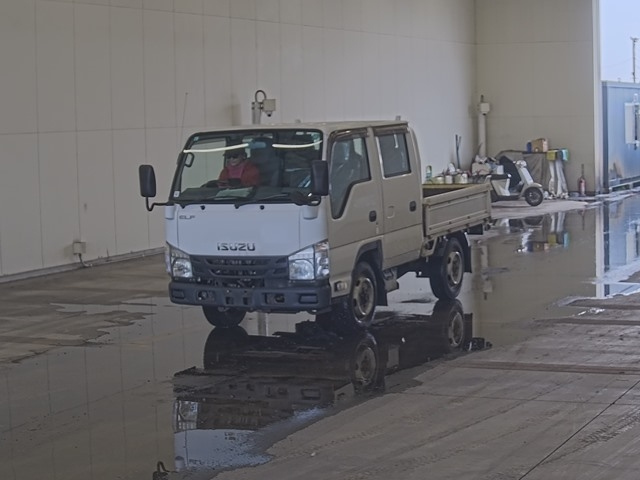 ISUZU ELF — фото