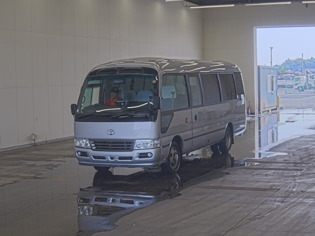 TOYOTA COASTER