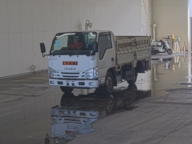 ISUZU ELF — фото