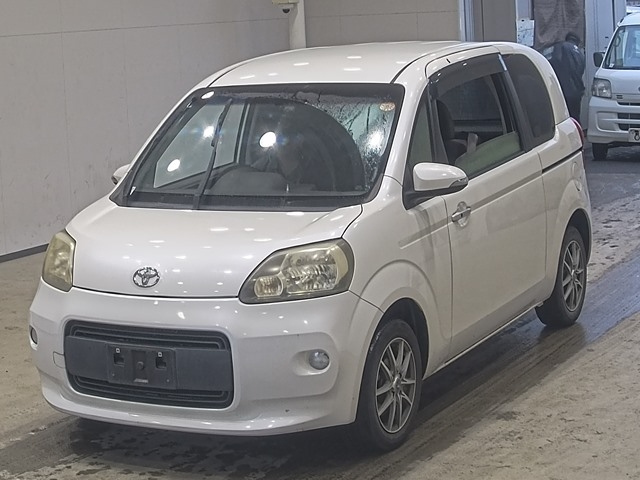 TOYOTA PORTE — фото