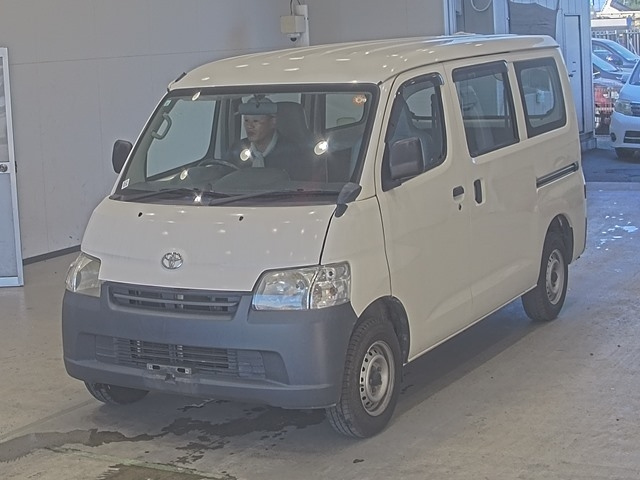 TOYOTA LITE ACE VAN