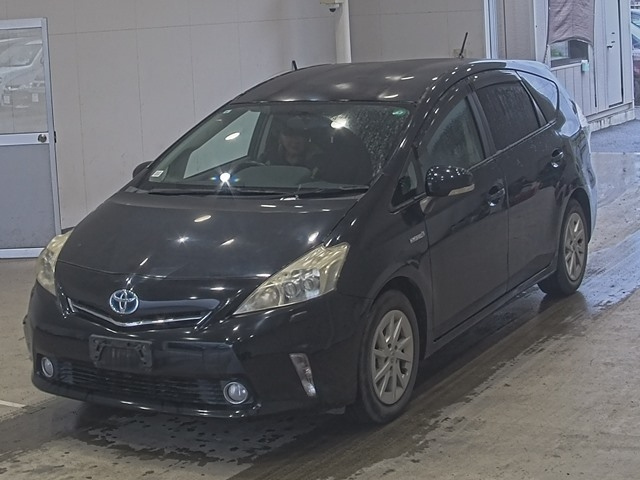 TOYOTA PRIUS — фото