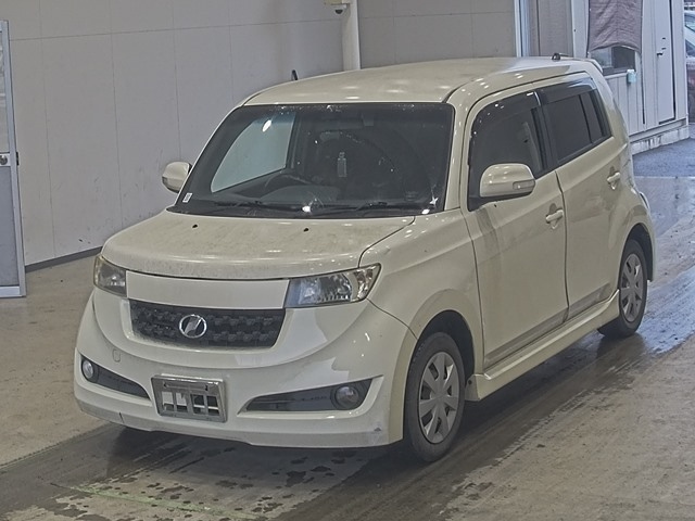 TOYOTA BB