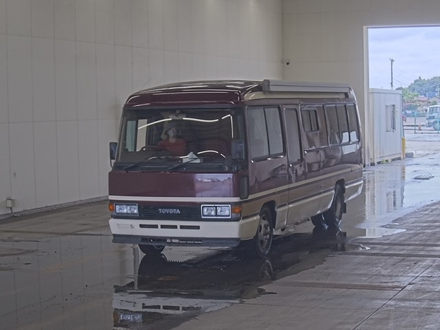 TOYOTA COASTER
