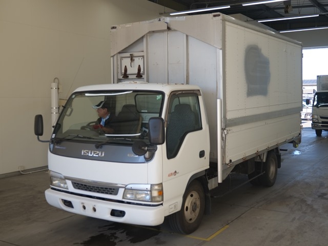 ISUZU ELF — фото