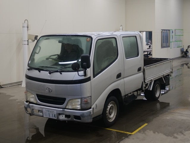 TOYOTA DYNA