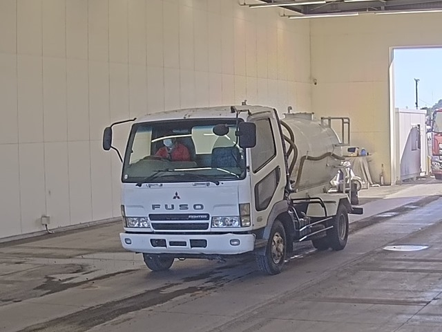 MITSUBISHI FUSO FIGHTER