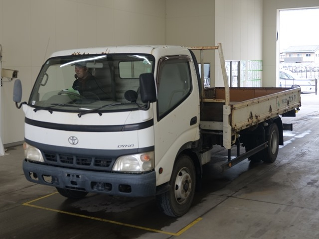 TOYOTA DYNA