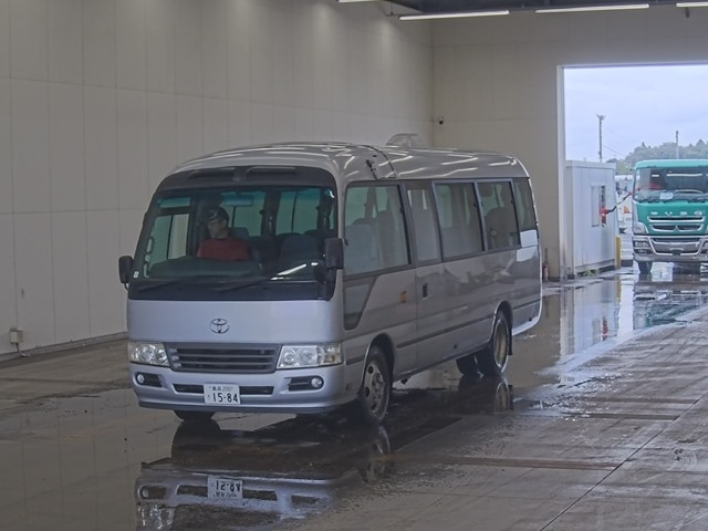 TOYOTA COASTER
