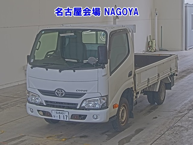 TOYOTA DYNA