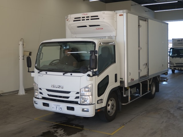 ISUZU ELF — фото