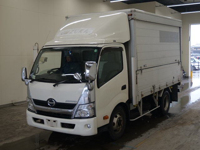 HINO DUTRO — фото