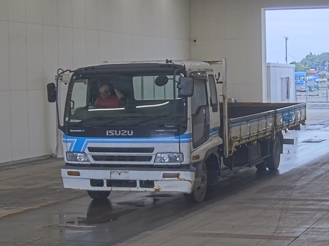 ISUZU FORWARD