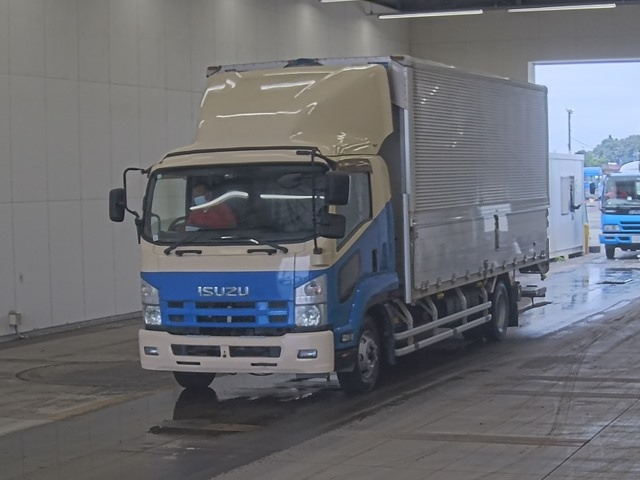 ISUZU FORWARD